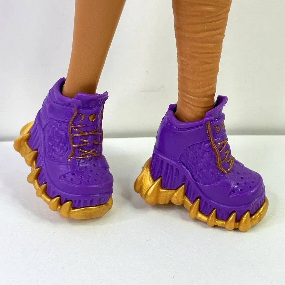 Monster High Clawdeen Wolf Doll G3 Reboot Purple Gold Tennis Shoes